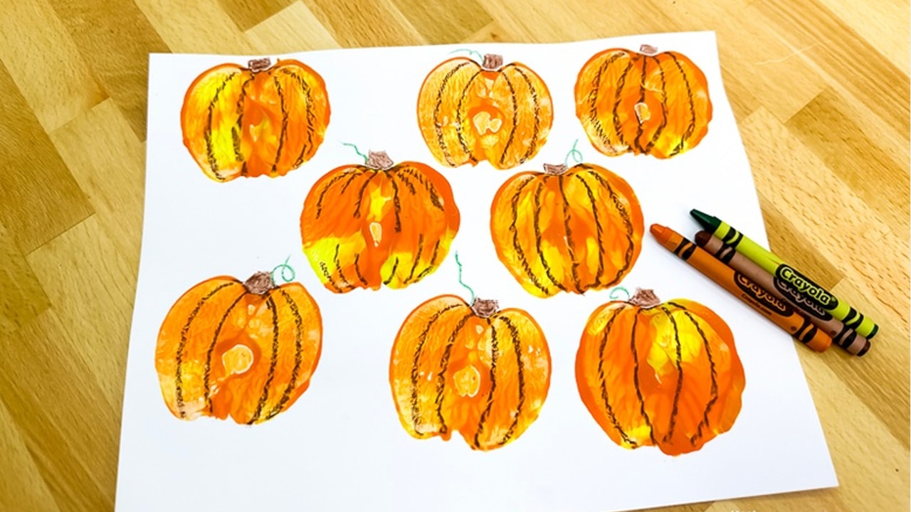 Apple Printing Pumpkin Craft.
