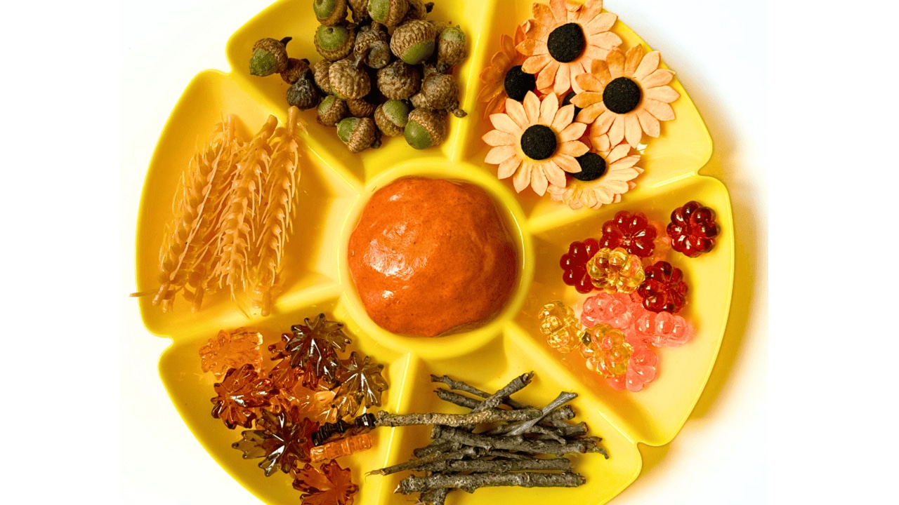 Harvest Playdough Tray.